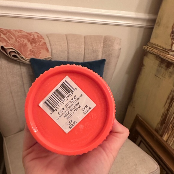 🧡New STARBUCKS Studded dragon fruit Venti Tumbler - Picture 2 of 5